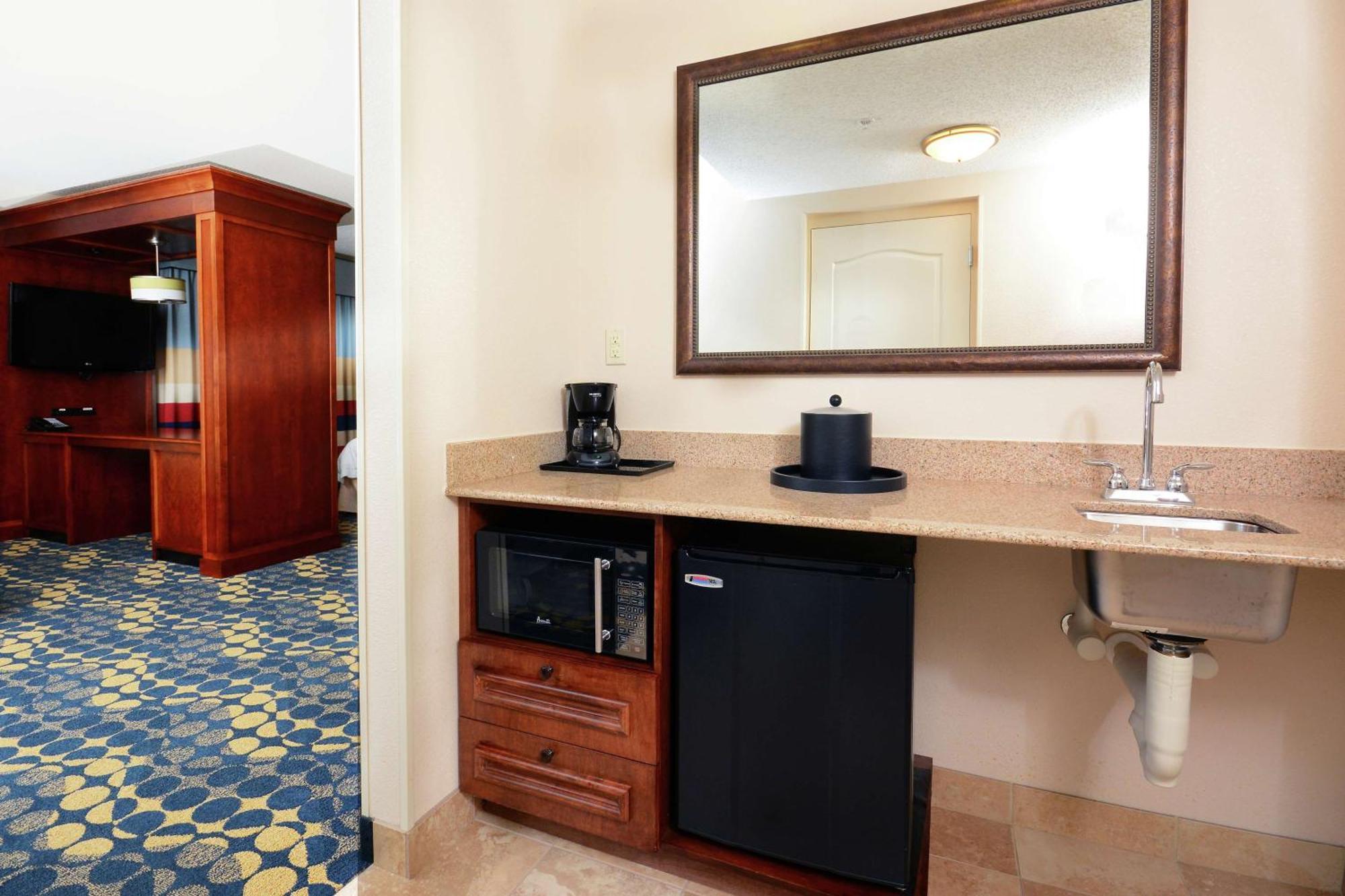 Hampton Inn & Suites Huntersville Exteriér fotografie