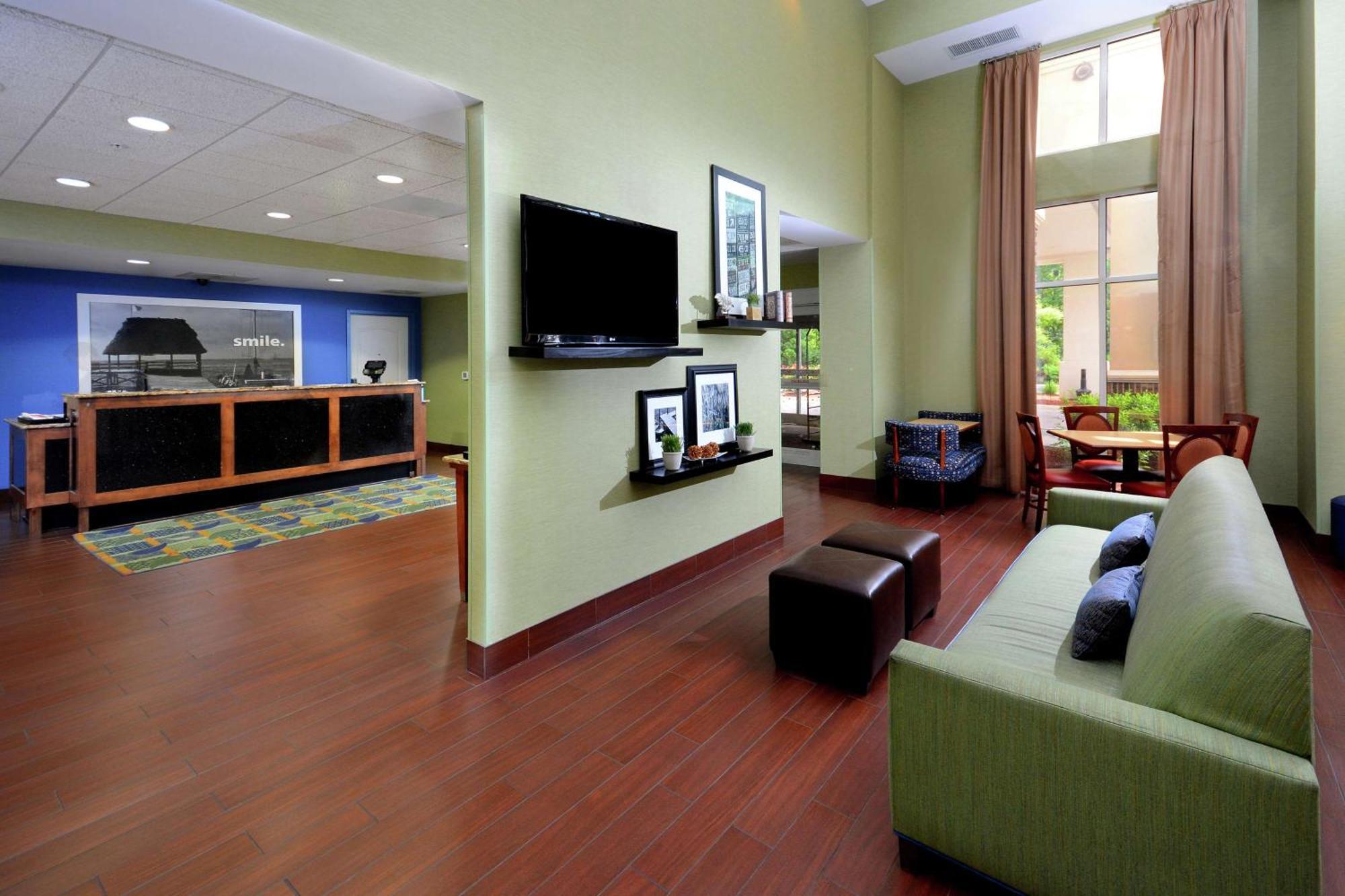 Hampton Inn & Suites Huntersville Exteriér fotografie