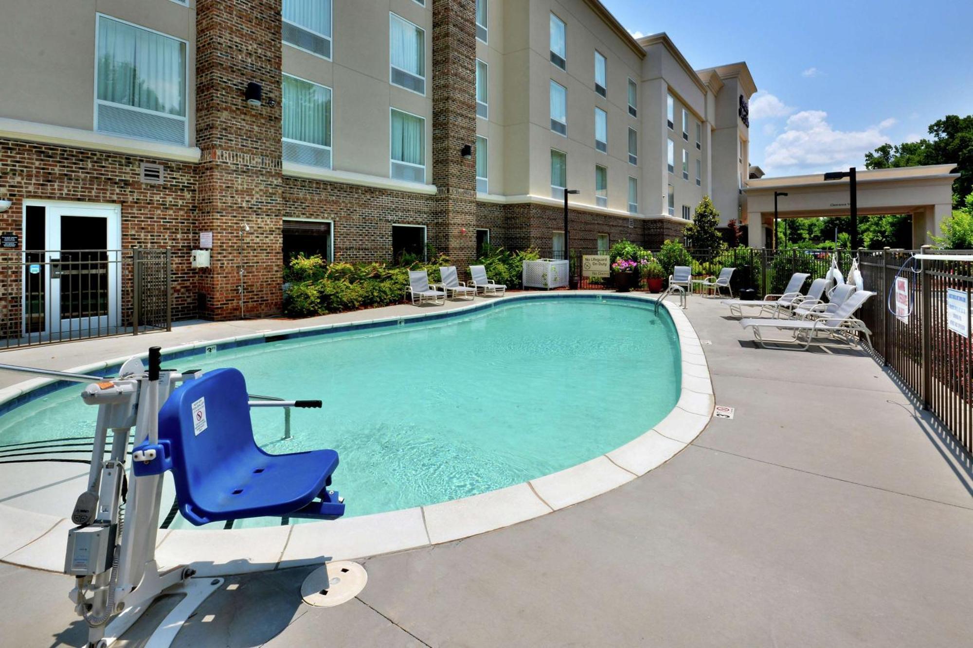 Hampton Inn & Suites Huntersville Exteriér fotografie