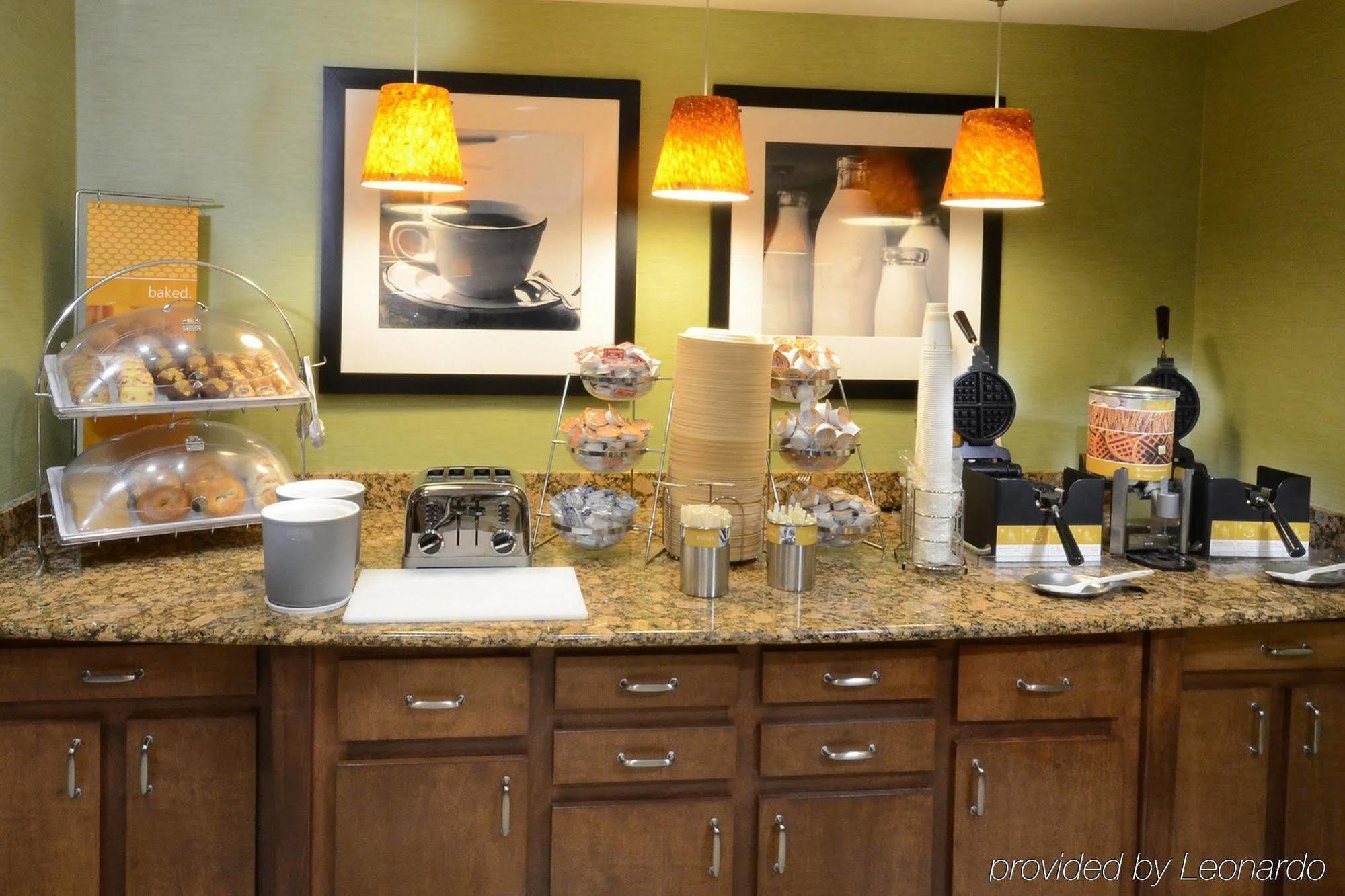 Hampton Inn & Suites Huntersville Exteriér fotografie